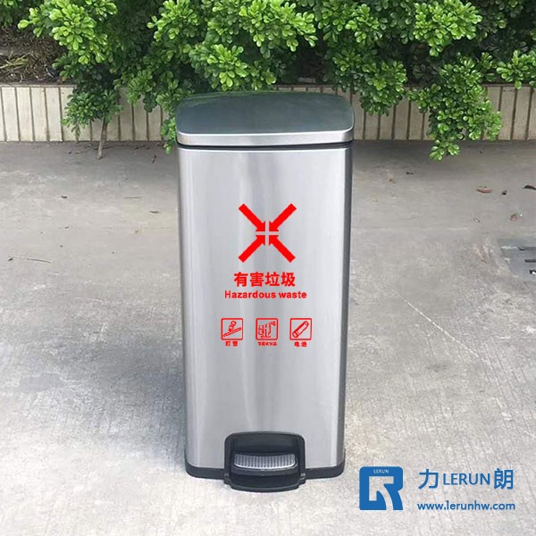 學校腳踏桶 商務辦公垃圾桶 不銹鋼腳踏桶 辦公垃圾桶 定制垃圾桶 地產(chǎn)垃圾桶 醫(yī)院垃圾桶 密閉垃圾桶